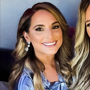 Meet your Posher, Bri